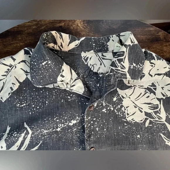 Tommy Bahama | men’s Just Coasting Paradise camp shirt. Size: M - Picture 10 of 16